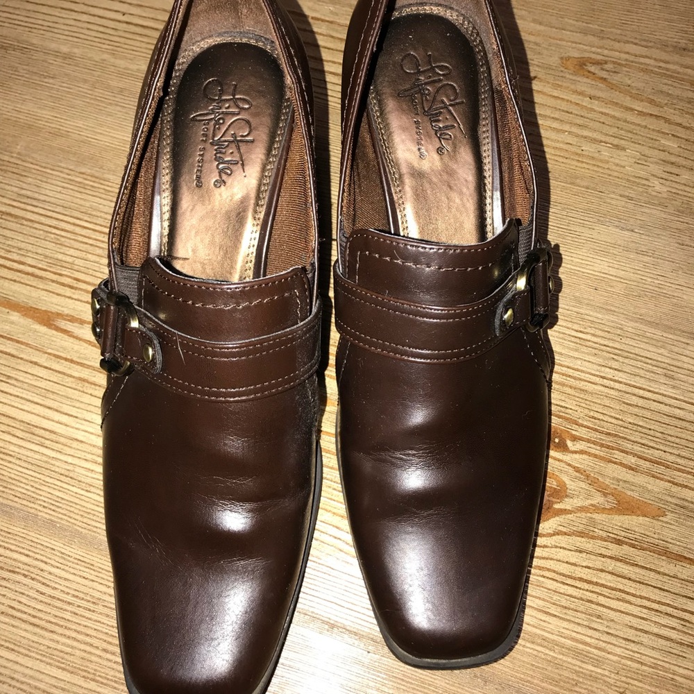 Brown Life Stride Heels